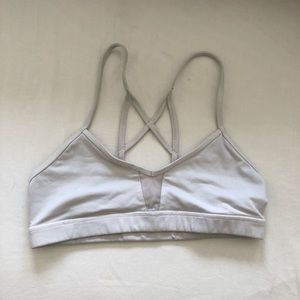 Alo Yoga sports bra xs white